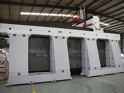 مركز تصنيع سي أن سي 5 محاور، سلسلة SF-2040T-5S